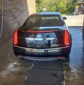 Meet your Posher, Cornelius